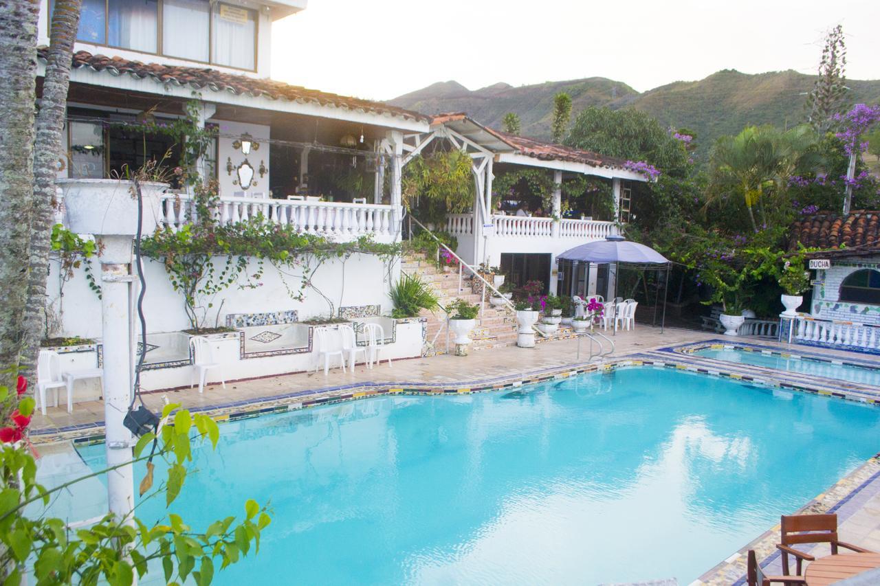 Hotel Hacienda Casa Blanca La Union  エクステリア 写真