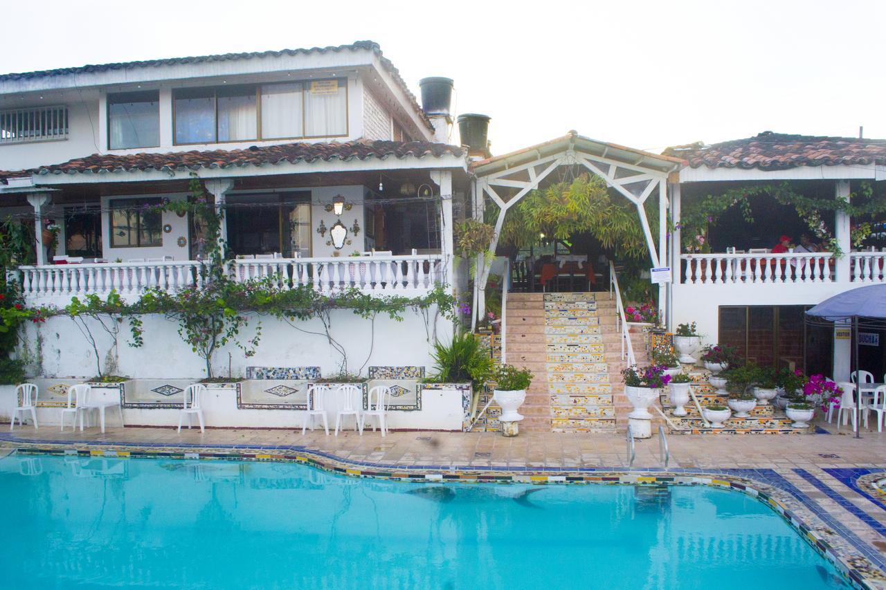 Hotel Hacienda Casa Blanca La Union  エクステリア 写真