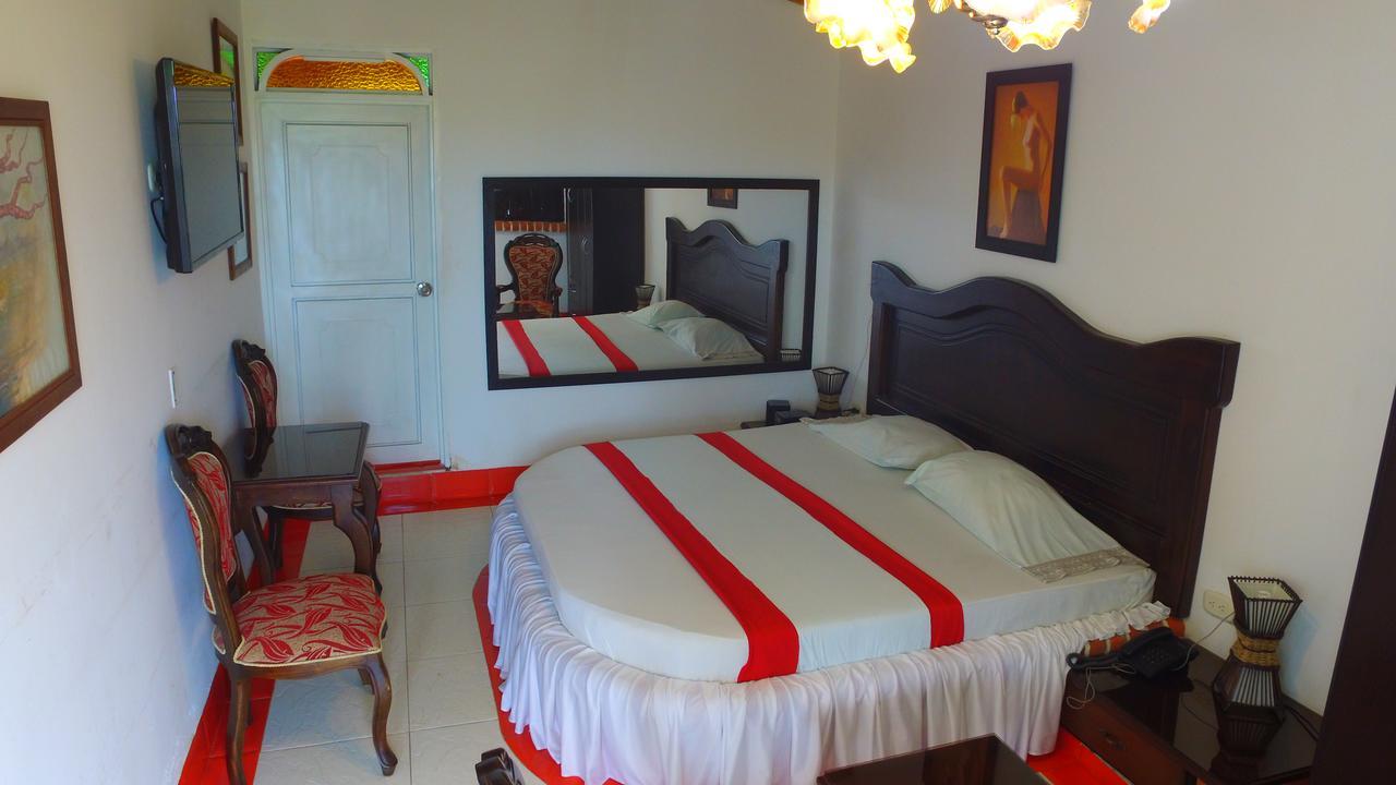 Hotel Hacienda Casa Blanca La Union  エクステリア 写真